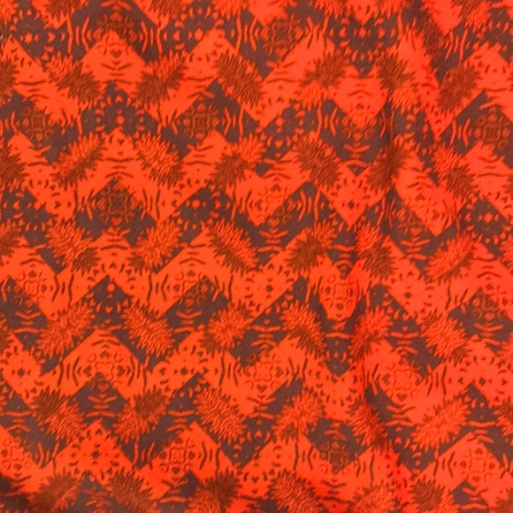 Cassie Large- Lularoe - Picture 2 of 2